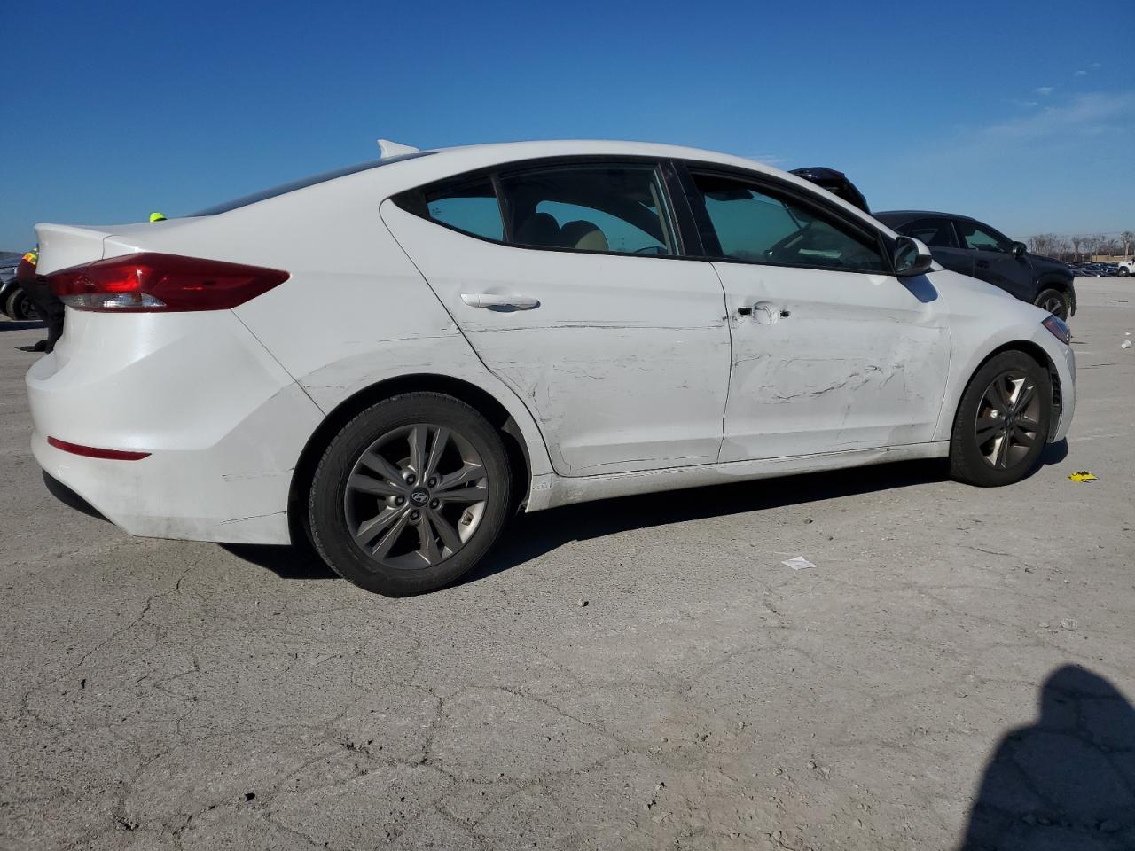 2017 HYUNDAI ELANTRA SE - Image 3