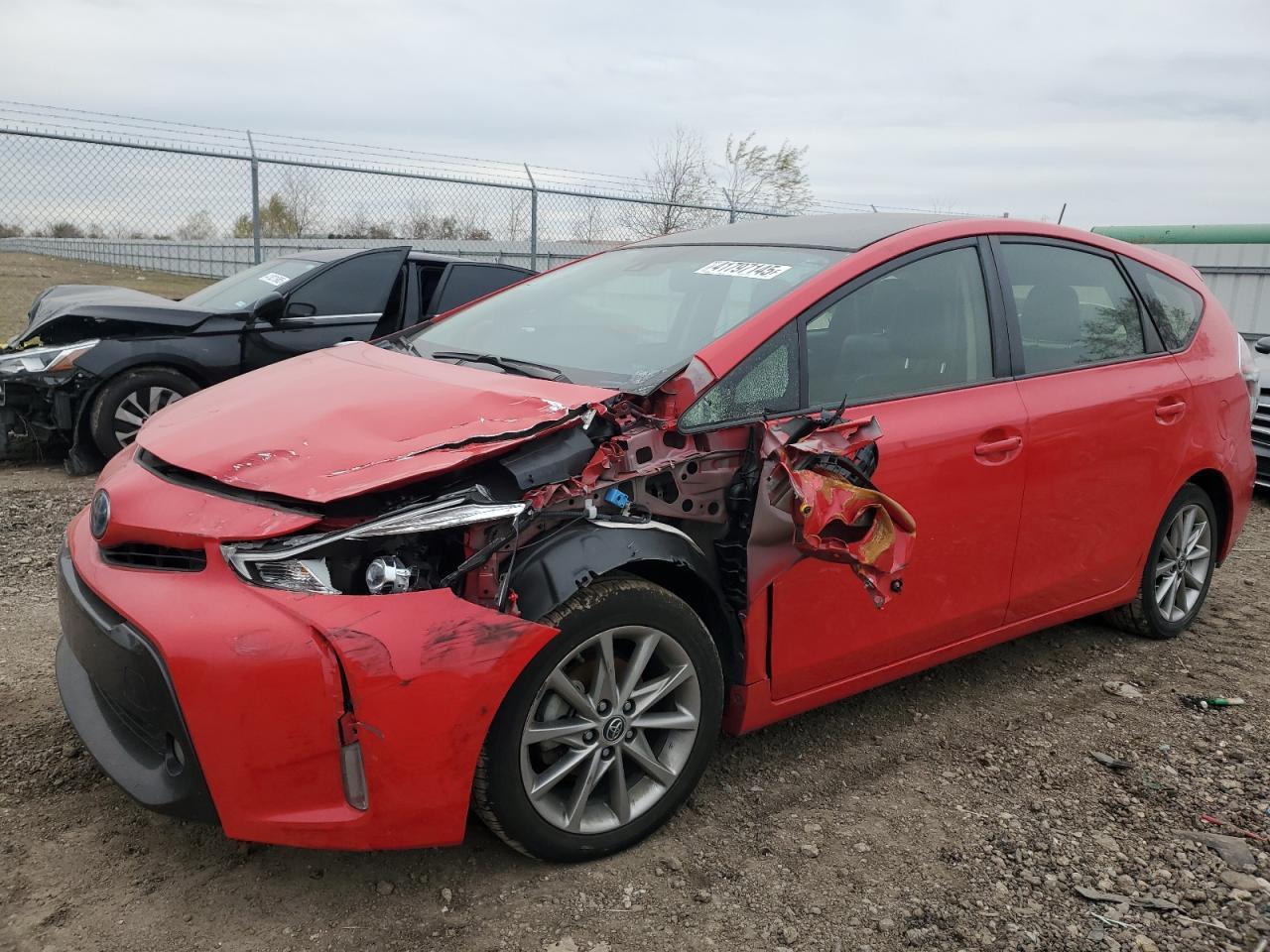 2017 TOYOTA PRIUS V