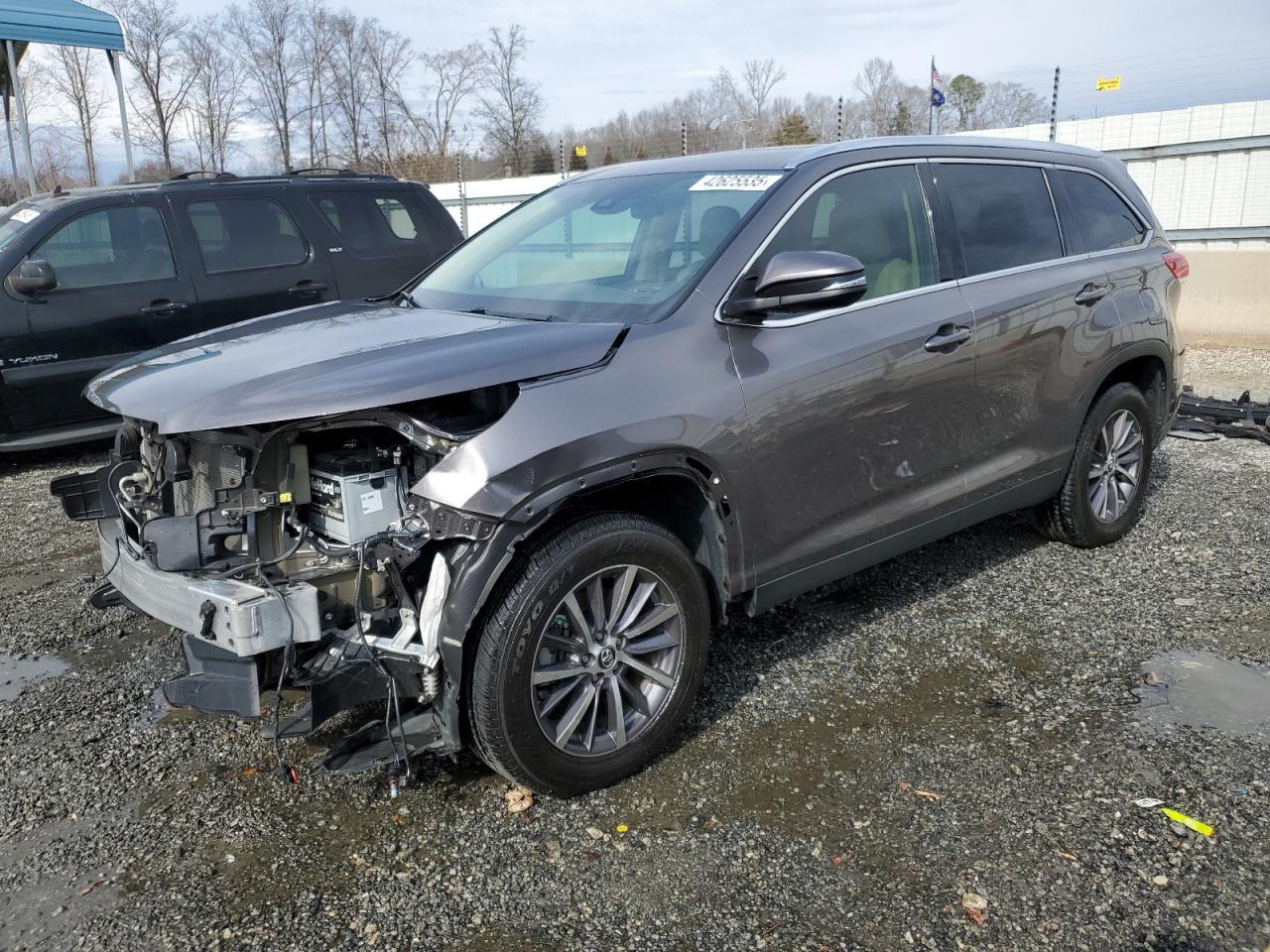 2019 TOYOTA HIGHLANDER