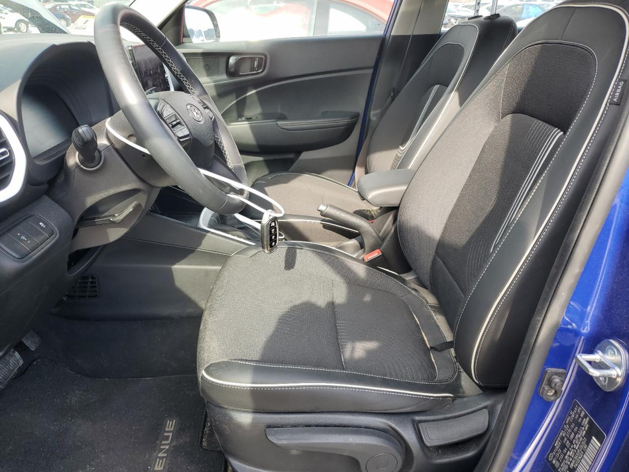 2023 HYUNDAI VENUE SEL - Image 7