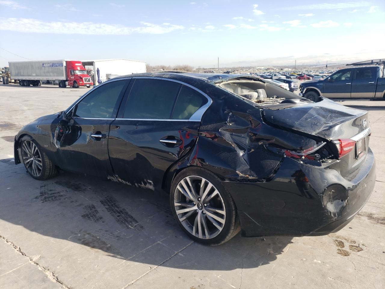 2018 INFINITI Q50 LUXE - Фото 2