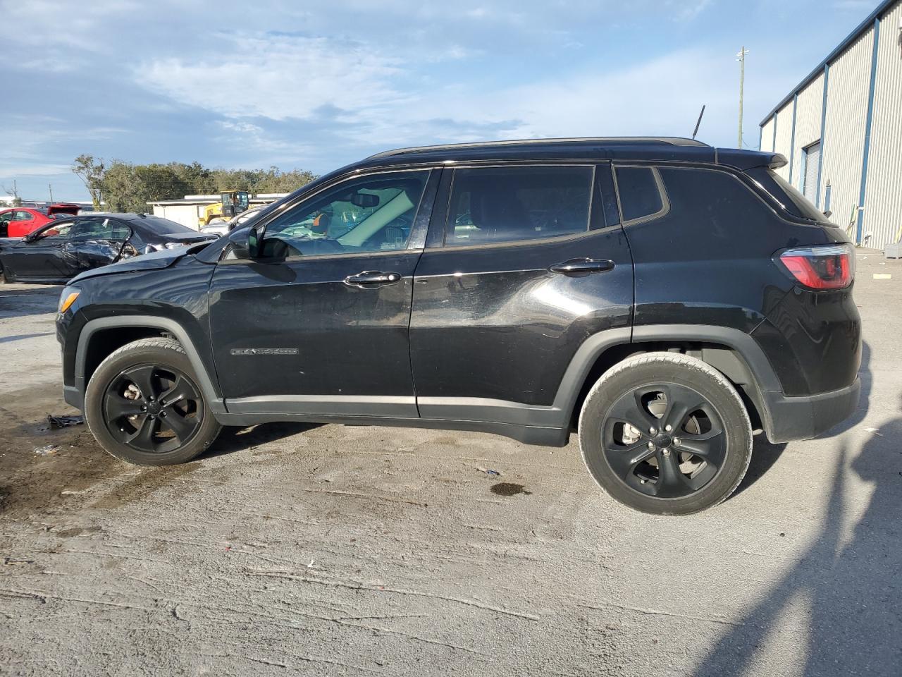 2018 JEEP COMPASS LA - Фото 2