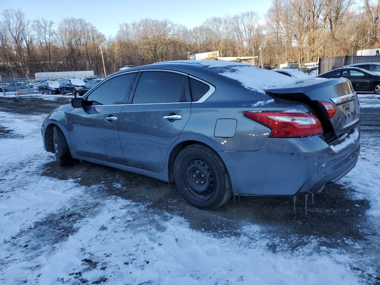 2017 NISSAN ALTIMA 2.5 - Фото 2