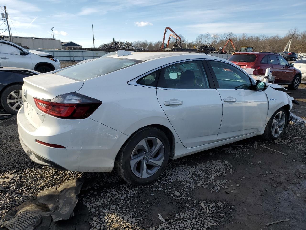 2019 HONDA INSIGHT LX - Фото 3