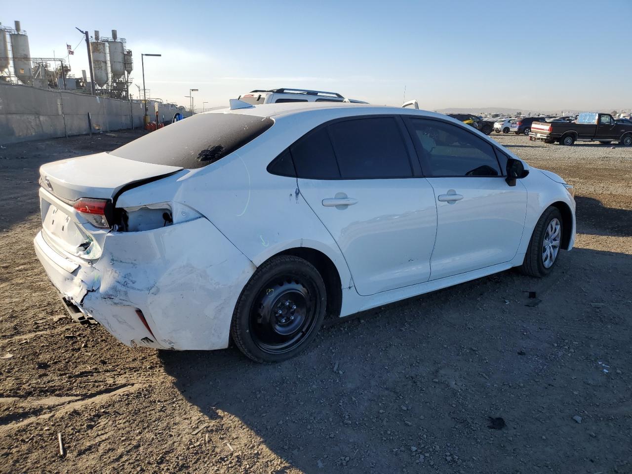 2022 TOYOTA COROLLA LE - Image 3