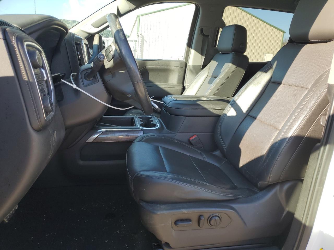 2019 CHEVROLET SILVERADO - Фото 7