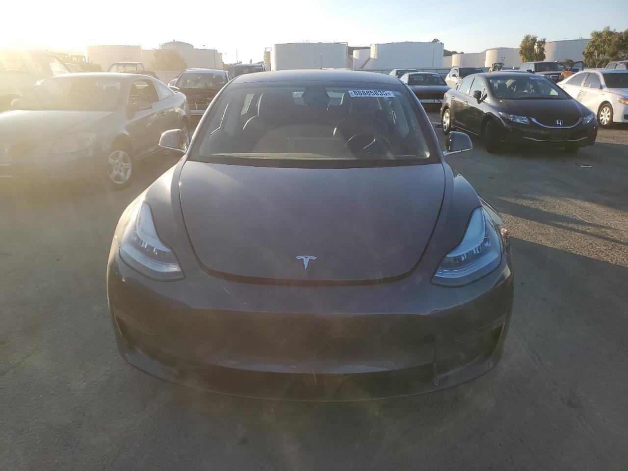 2019 TESLA MODEL 3 - Фото 5