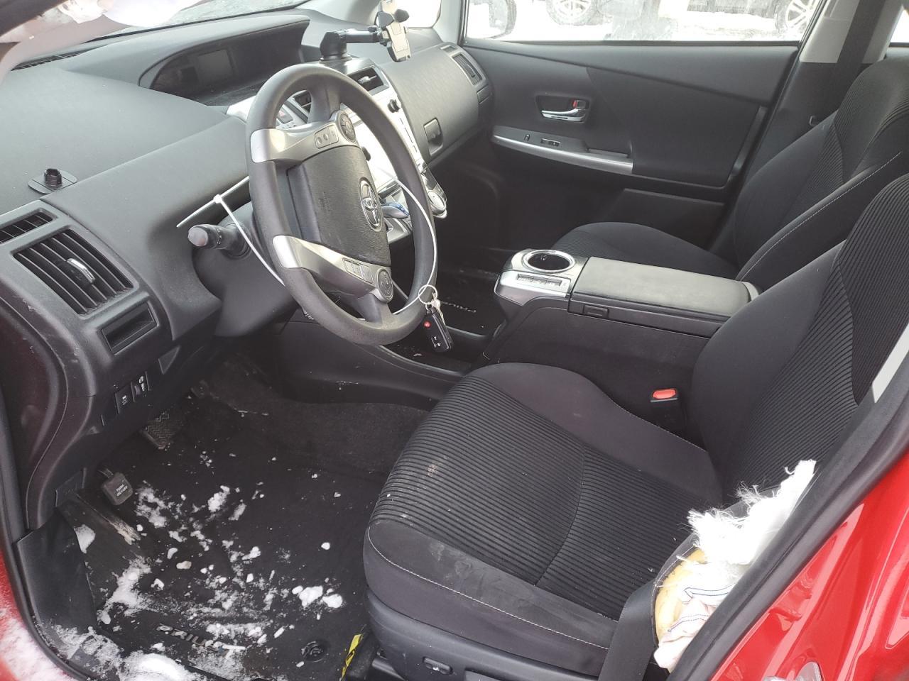2016 TOYOTA PRIUS V - Image 7