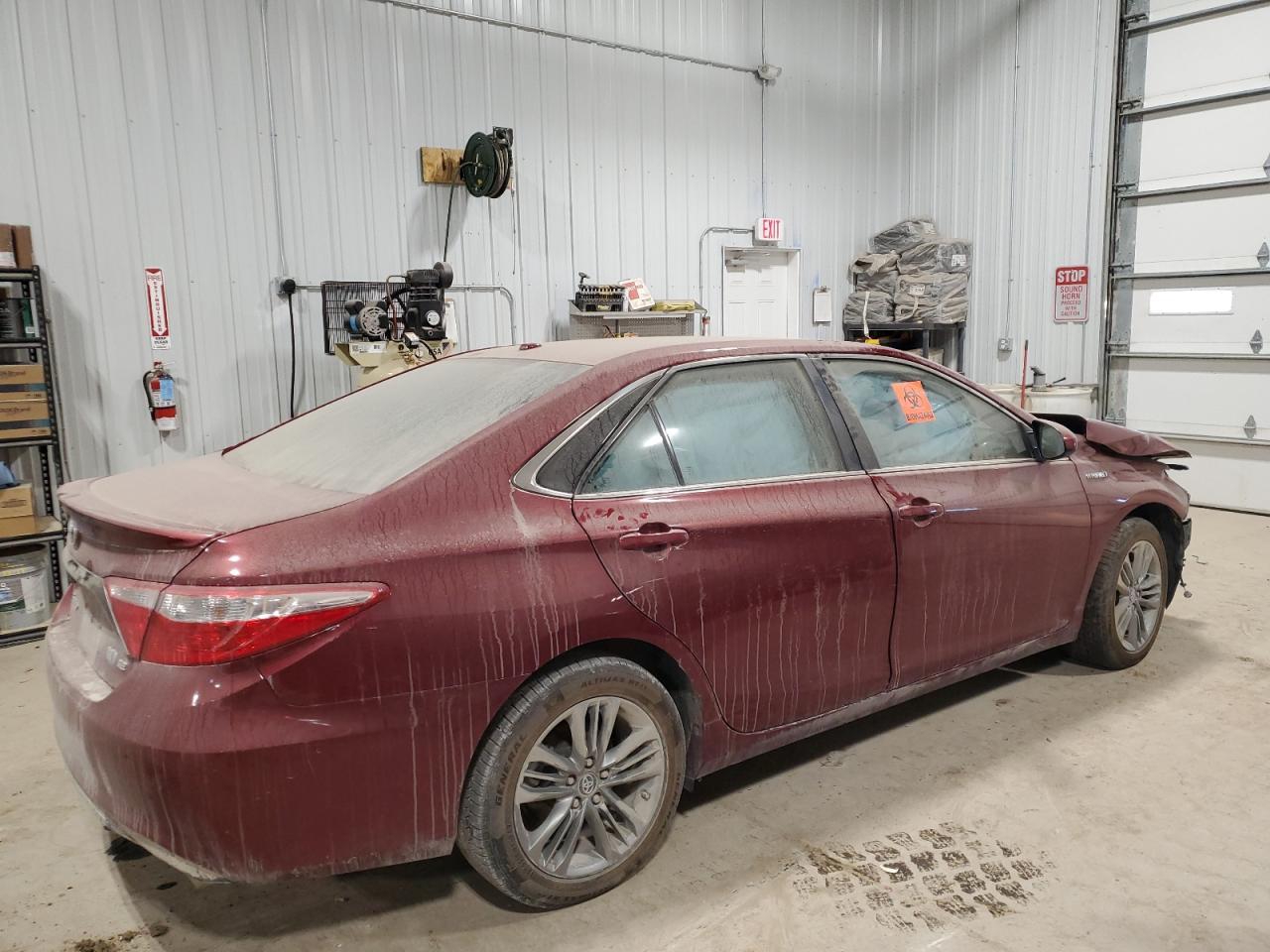 2017 TOYOTA CAMRY HYBR - Фото 3