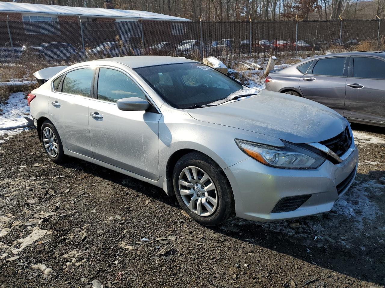 2017 NISSAN ALTIMA 2.5 - Фото 4