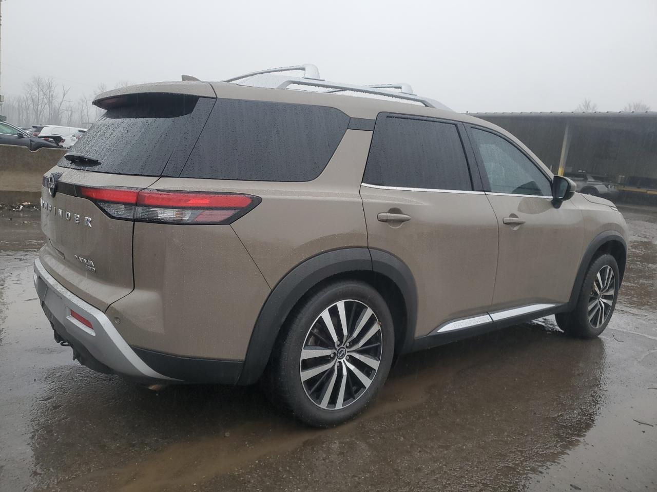 2023 NISSAN PATHFINDER - Фото 3