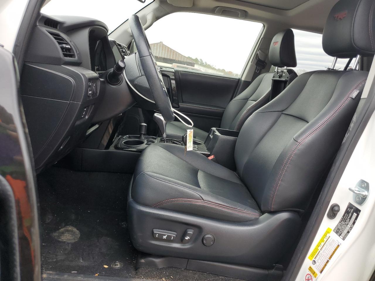 2019 TOYOTA 4RUNNER SR - Фото 7