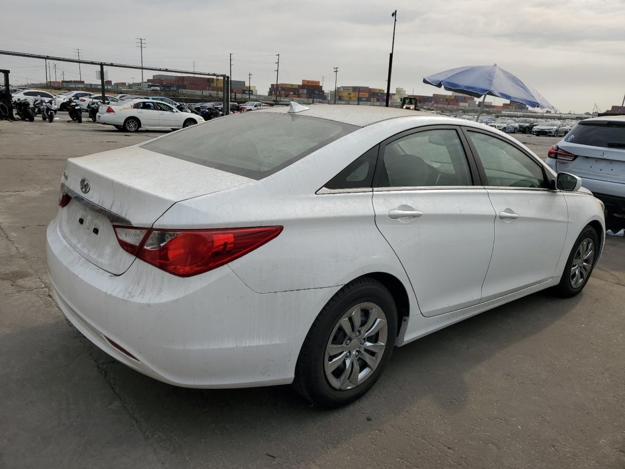 2013 HYUNDAI SONATA GLS - Image 3