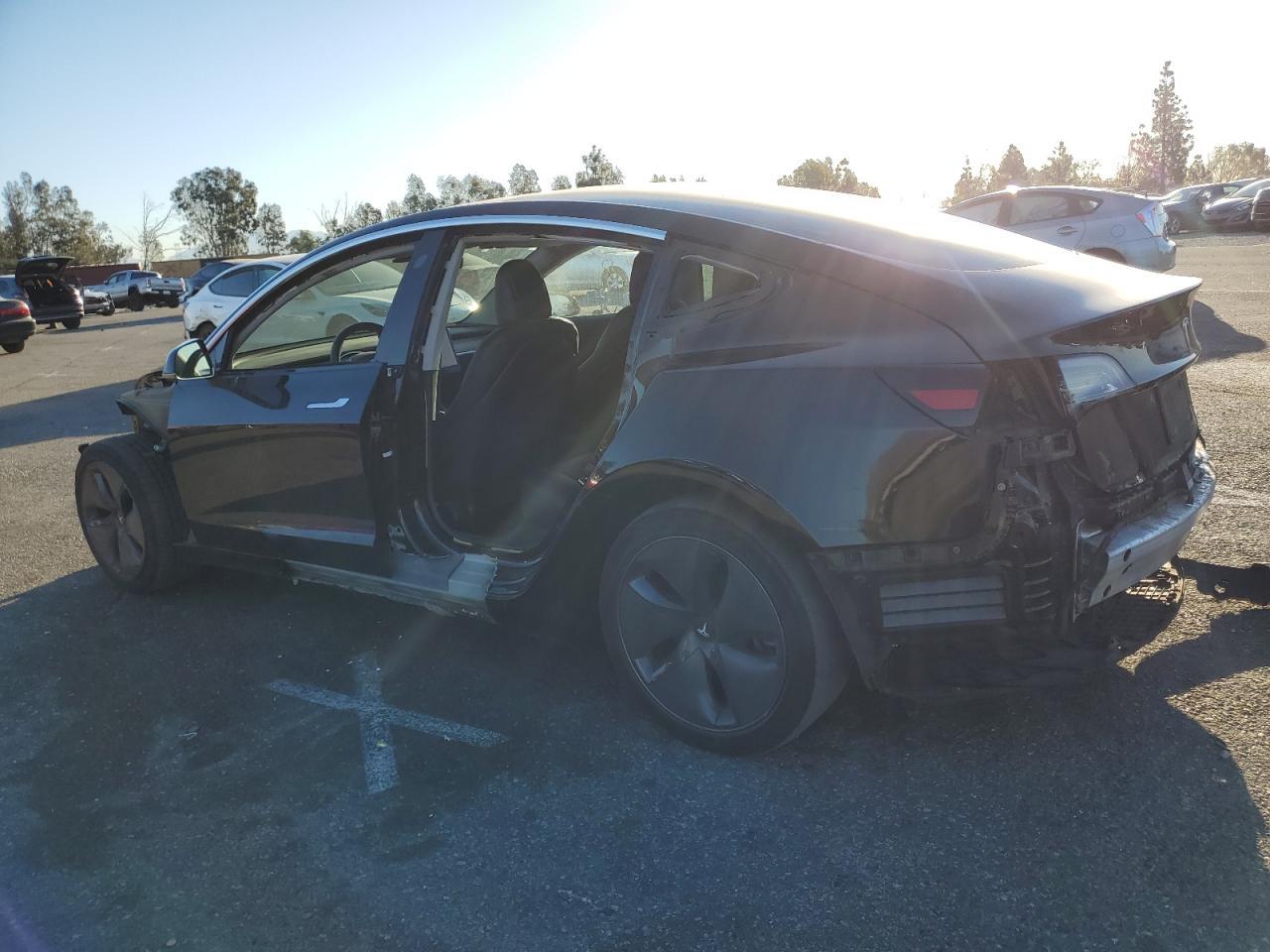 2019 TESLA MODEL 3 - Фото 2