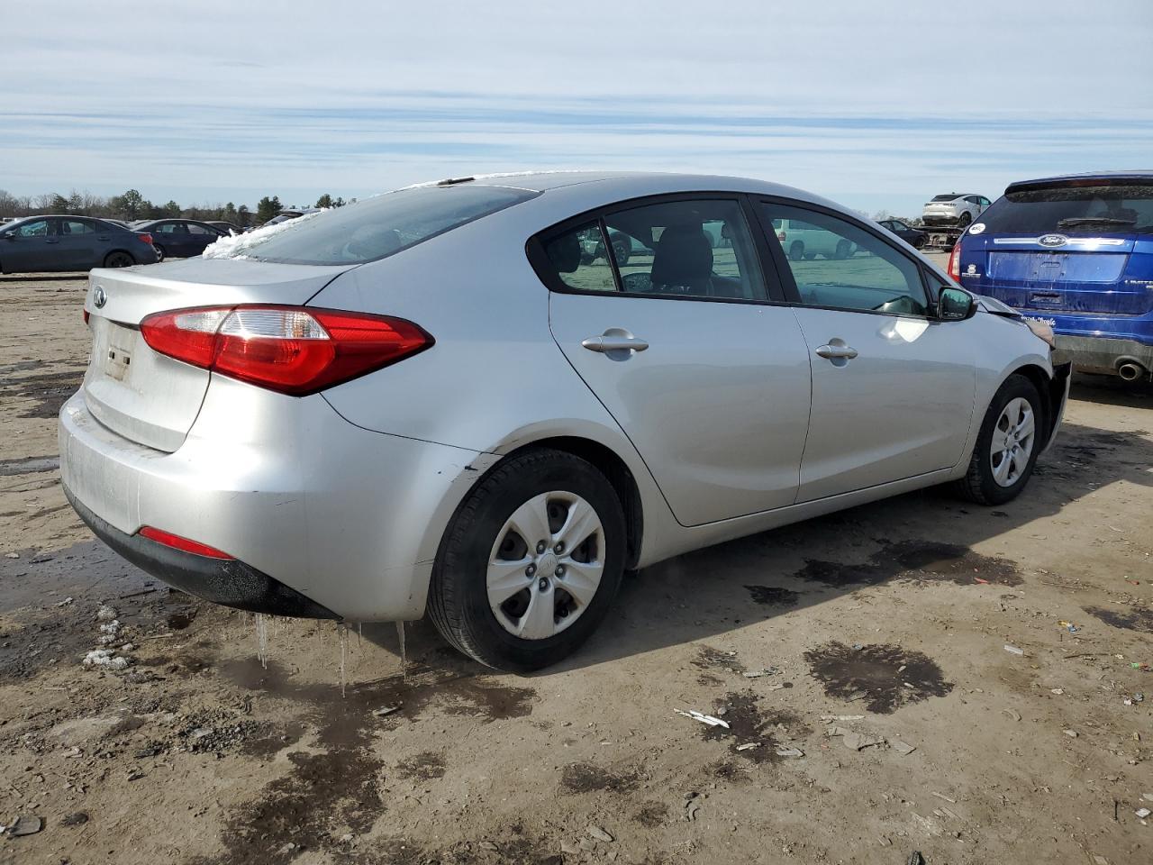 2015 KIA FORTE LX - Фото 3