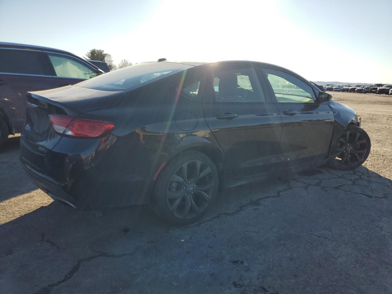 2015 CHRYSLER 200 S - Image 3