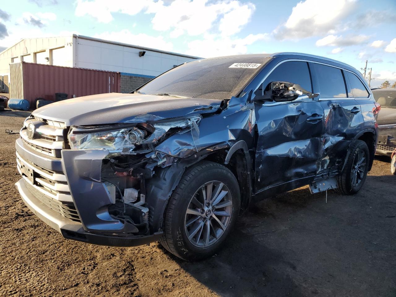 2018 TOYOTA HIGHLANDER