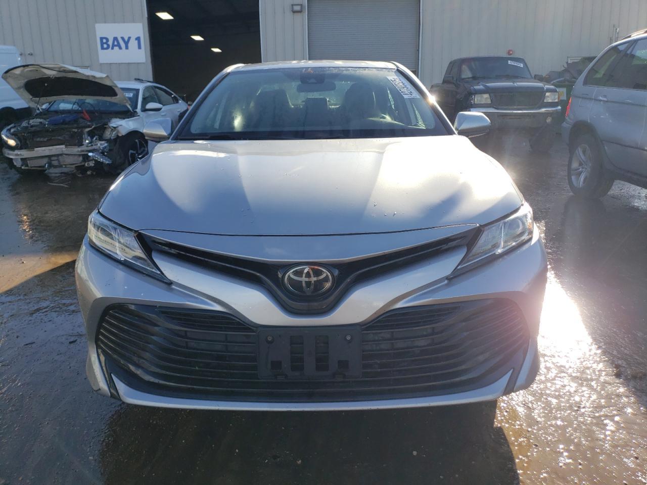 2019 TOYOTA CAMRY L - Фото 5