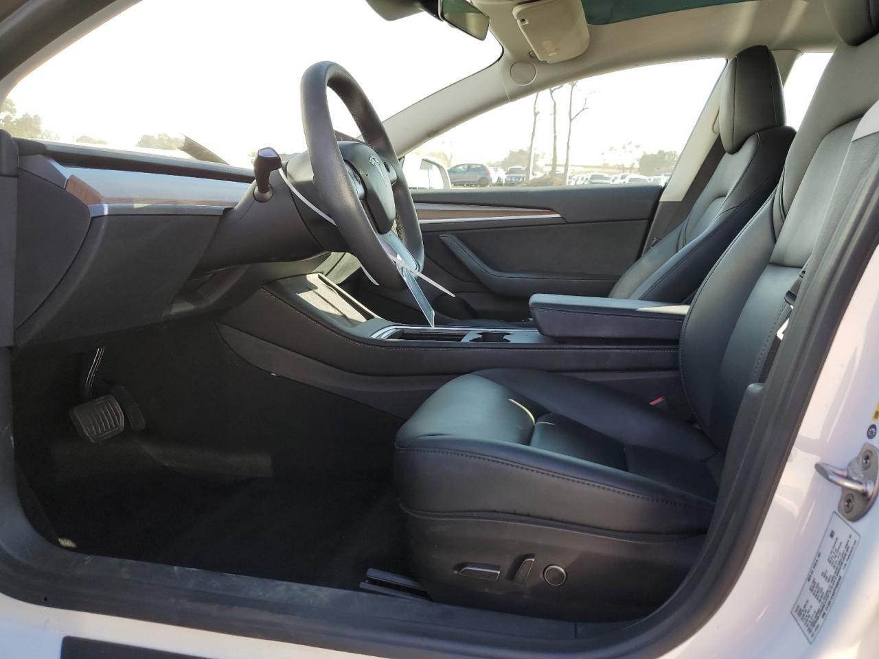 2023 TESLA MODEL 3 - Image 7