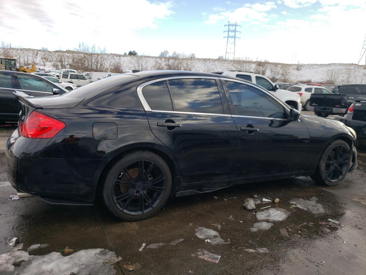 2011 INFINITI G37 BASE - Фото 3