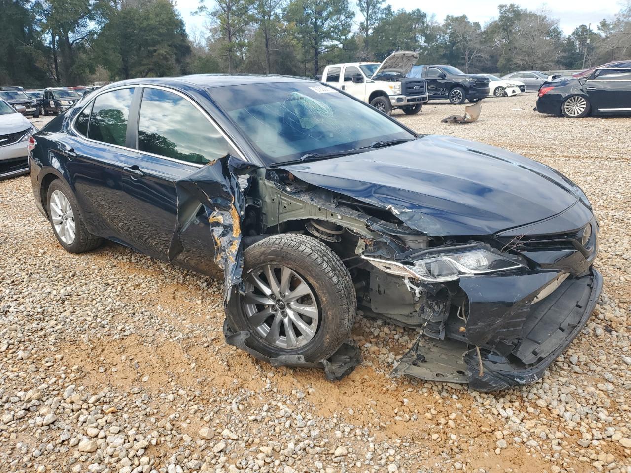 2018 TOYOTA CAMRY L - Фото 4