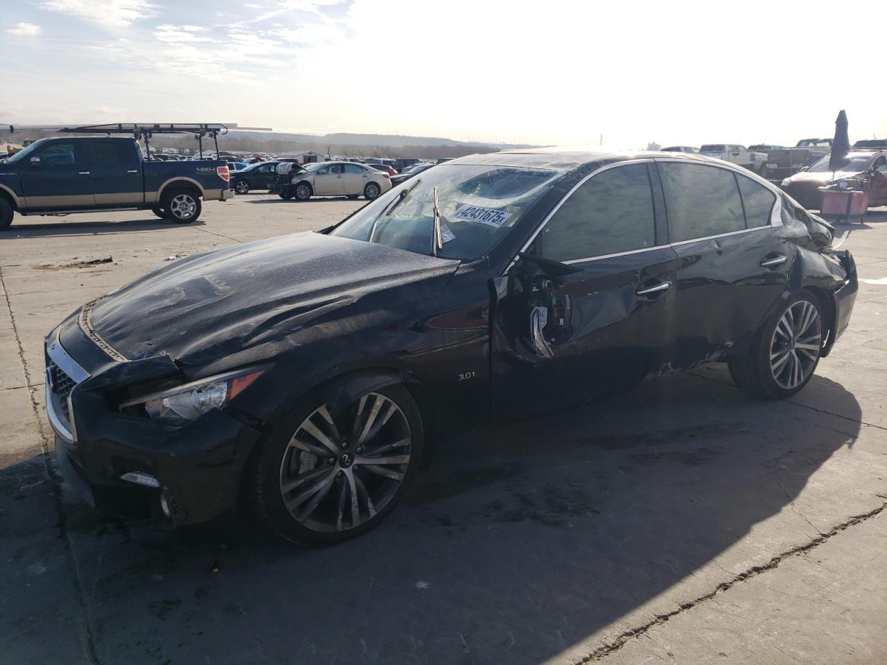 2018 INFINITI Q50 LUXE