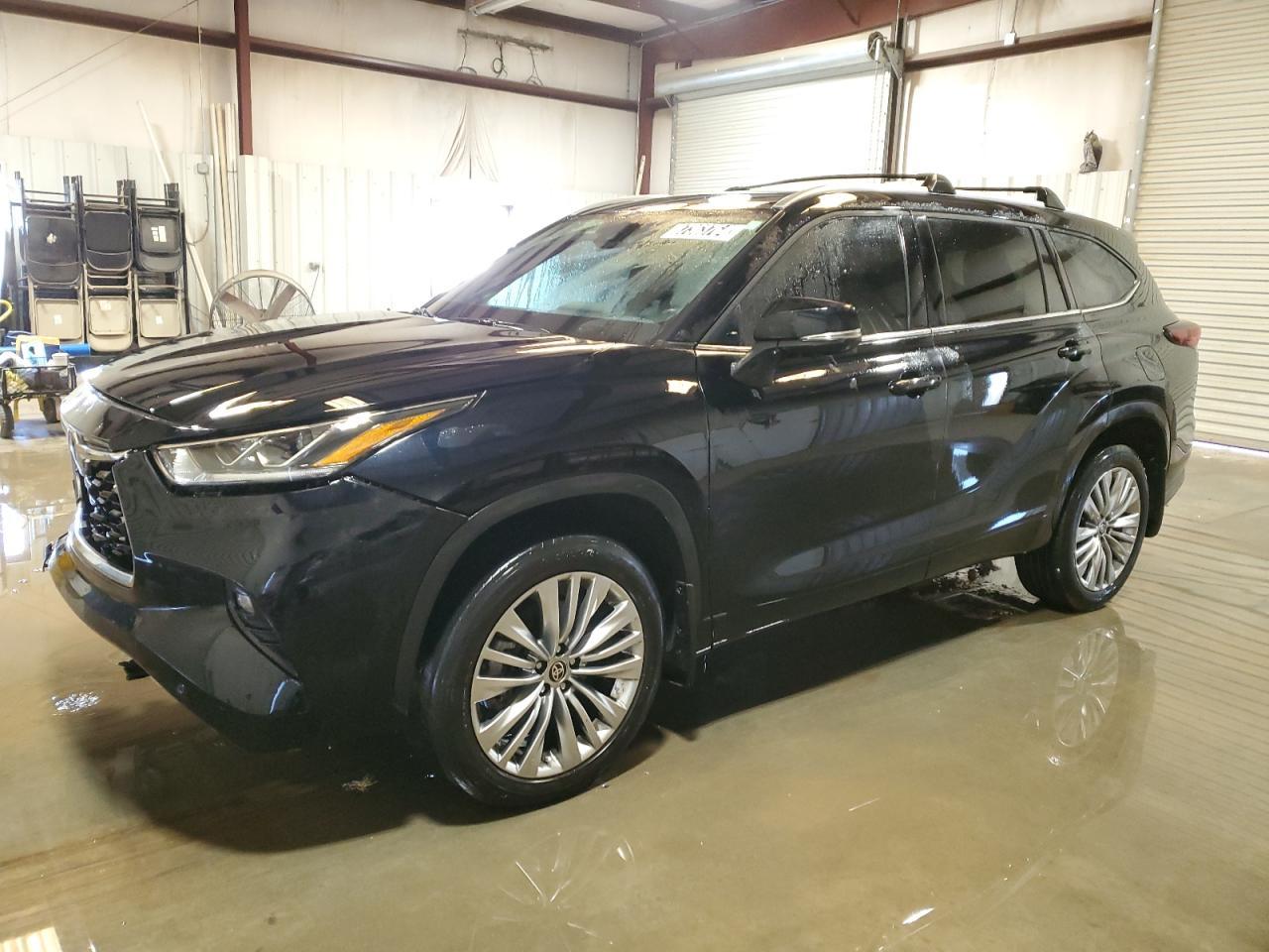 2024 TOYOTA HIGHLANDER