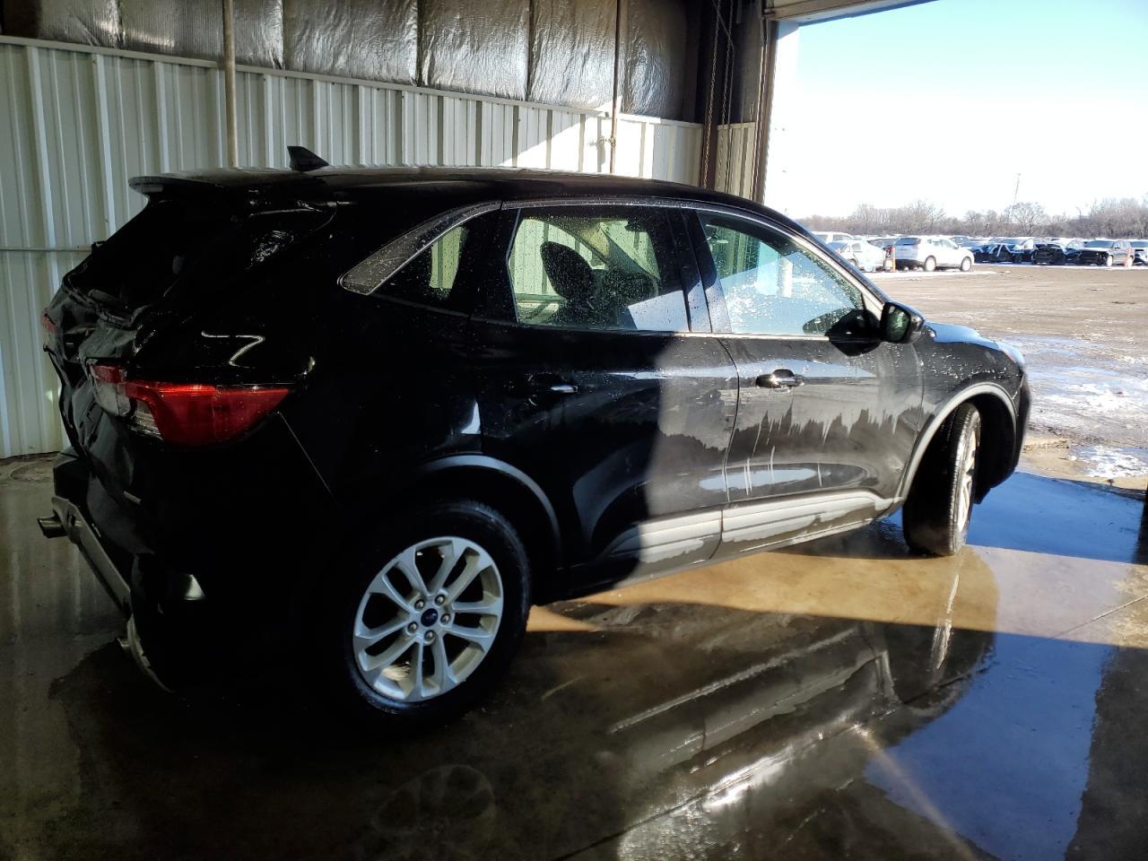 2020 FORD ESCAPE SE - Image 3