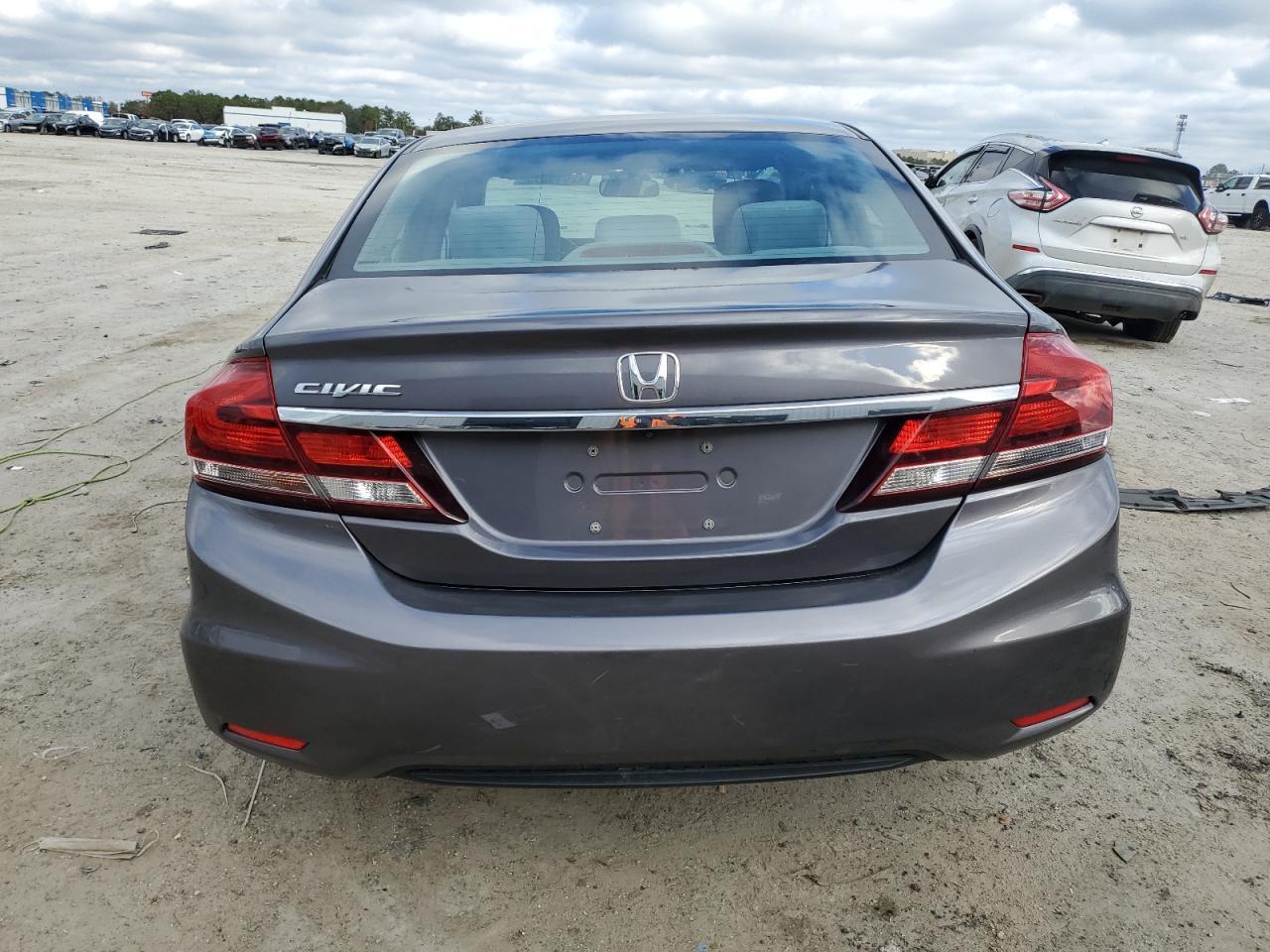 2015 HONDA CIVIC LX - Image 6