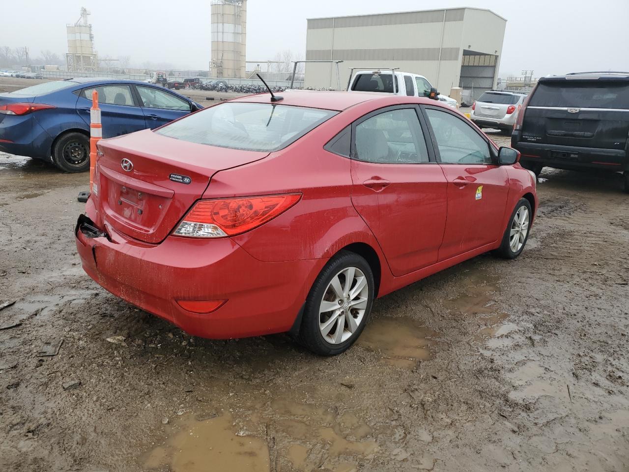 2012 HYUNDAI ACCENT GLS - Фото 3