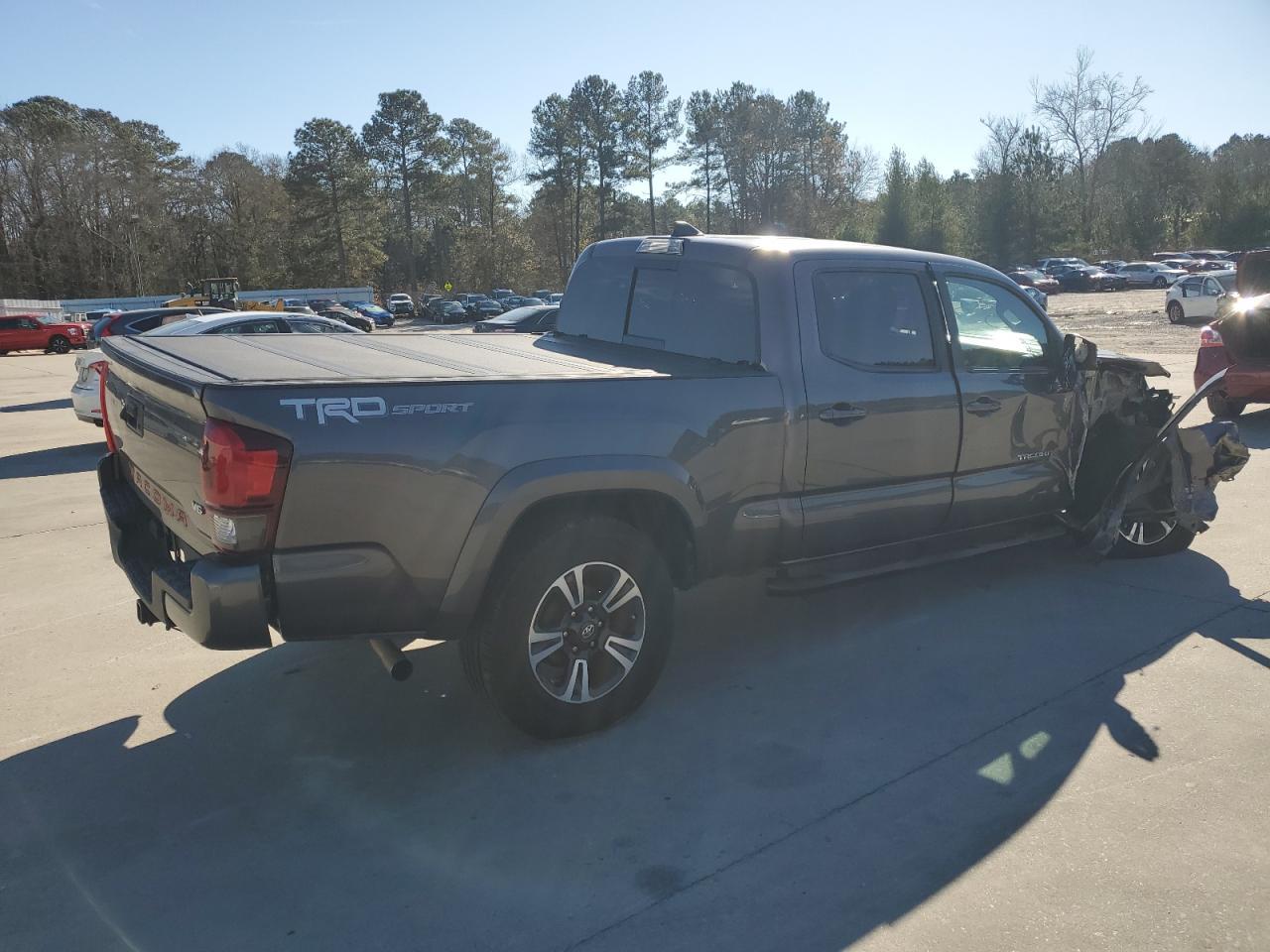 2017 TOYOTA TACOMA DOU - Фото 3