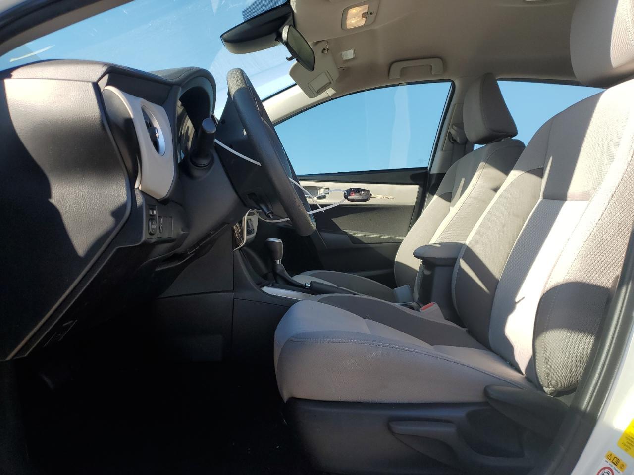2019 TOYOTA COROLLA L - Image 7
