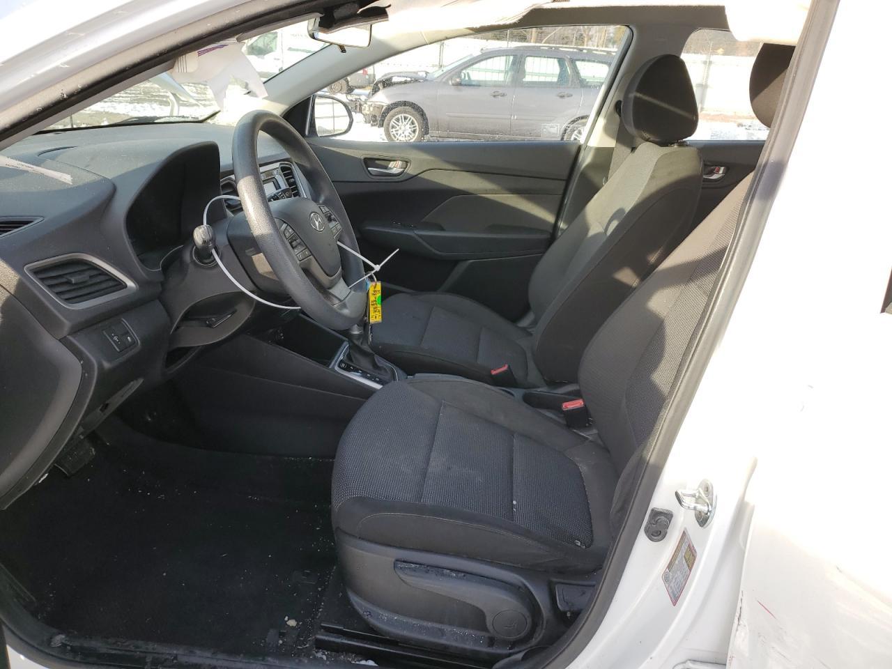 2019 HYUNDAI ACCENT SE - Image 7