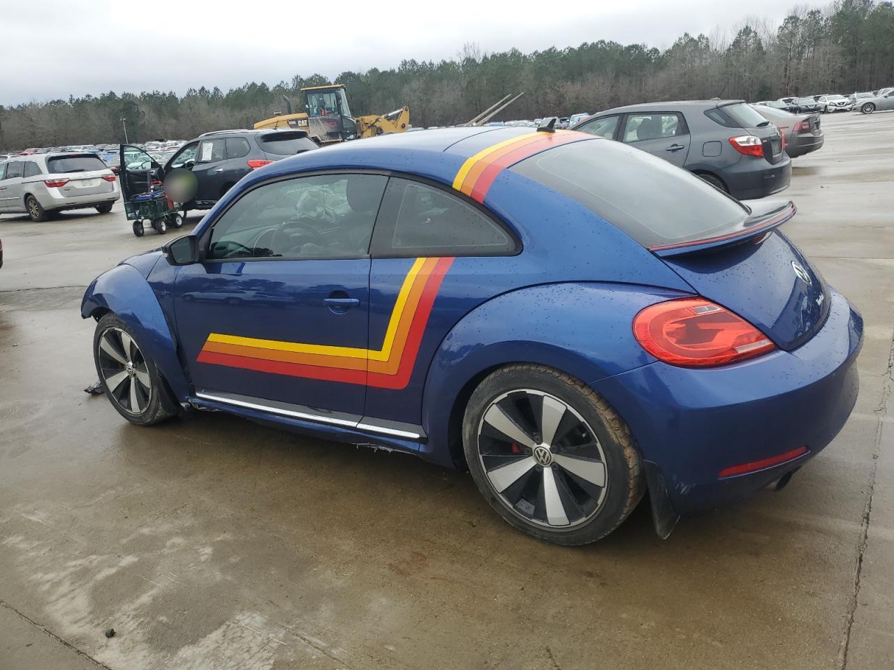 2012 VOLKSWAGEN BEETLE TUR - Фото 2