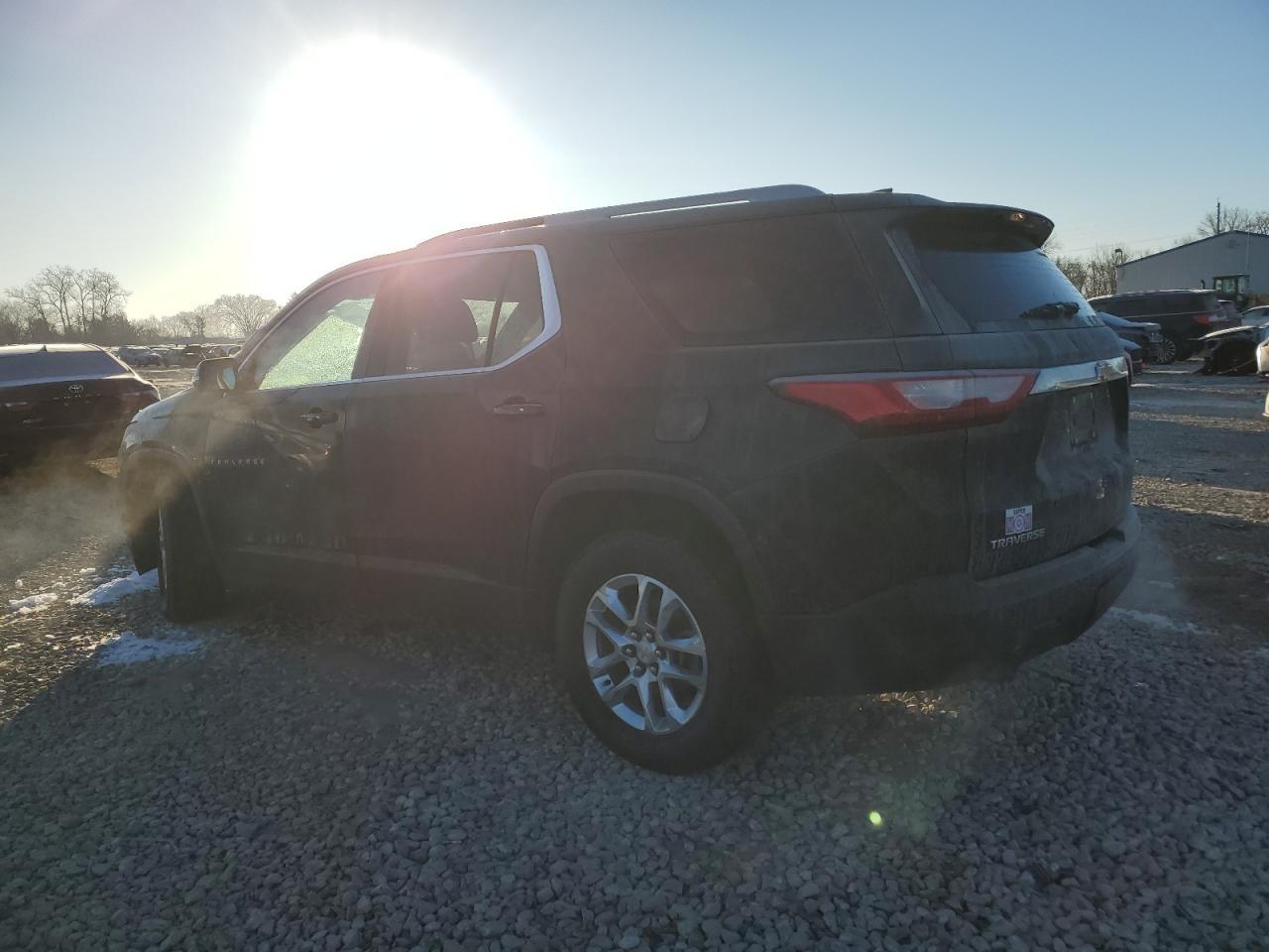 2018 CHEVROLET TRAVERSE L - Image 2