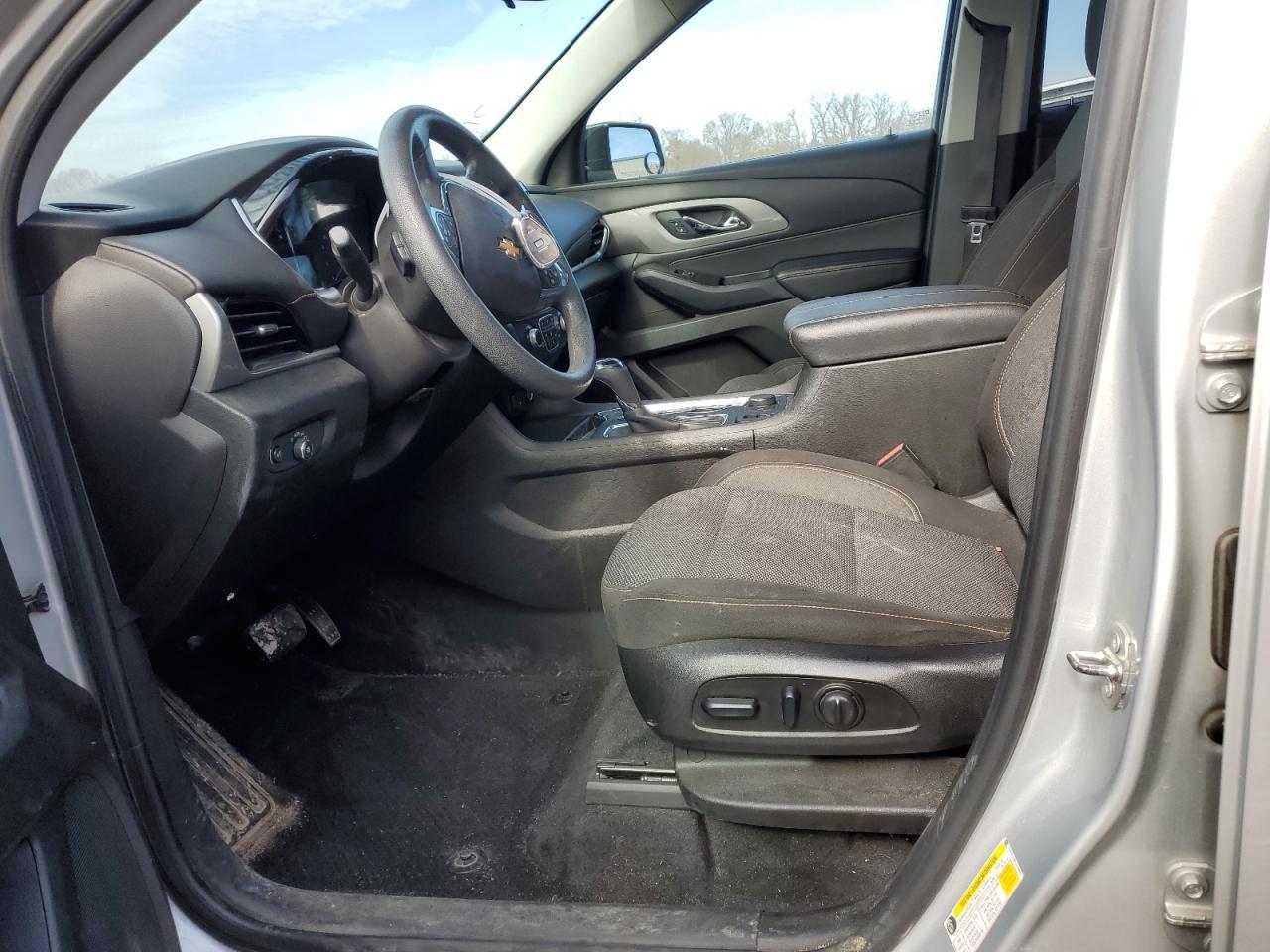 2018 CHEVROLET TRAVERSE L - Фото 7