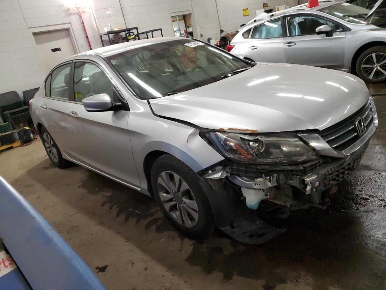 2014 HONDA ACCORD LX - Фото 4