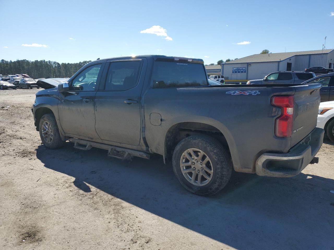 2021 CHEVROLET SILVERADO - Image 2