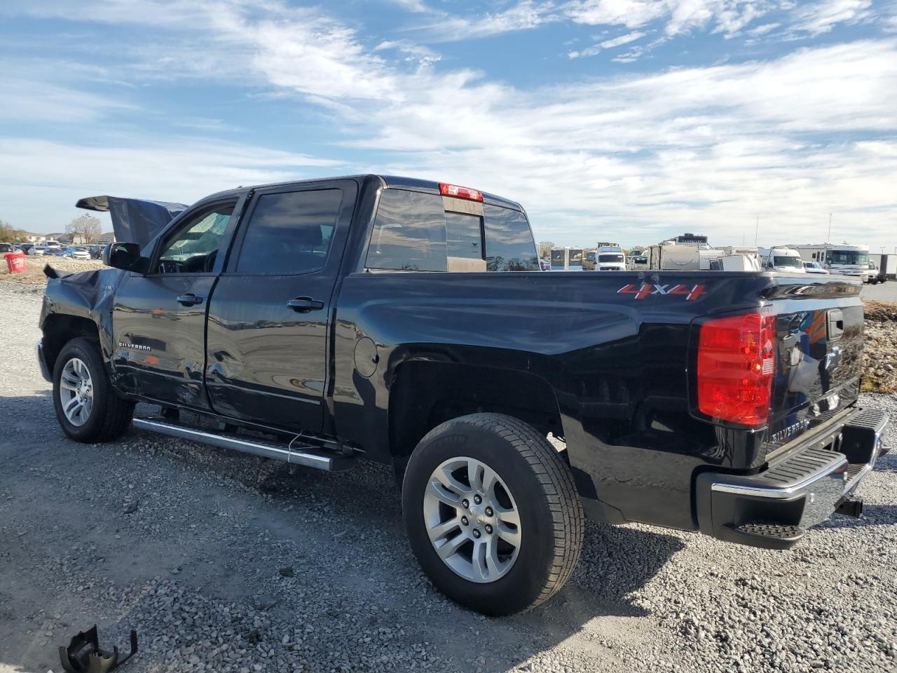 2018 CHEVROLET SILVERADO - Image 2