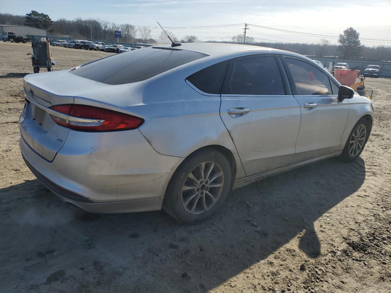 2017 FORD FUSION SE - Фото 3