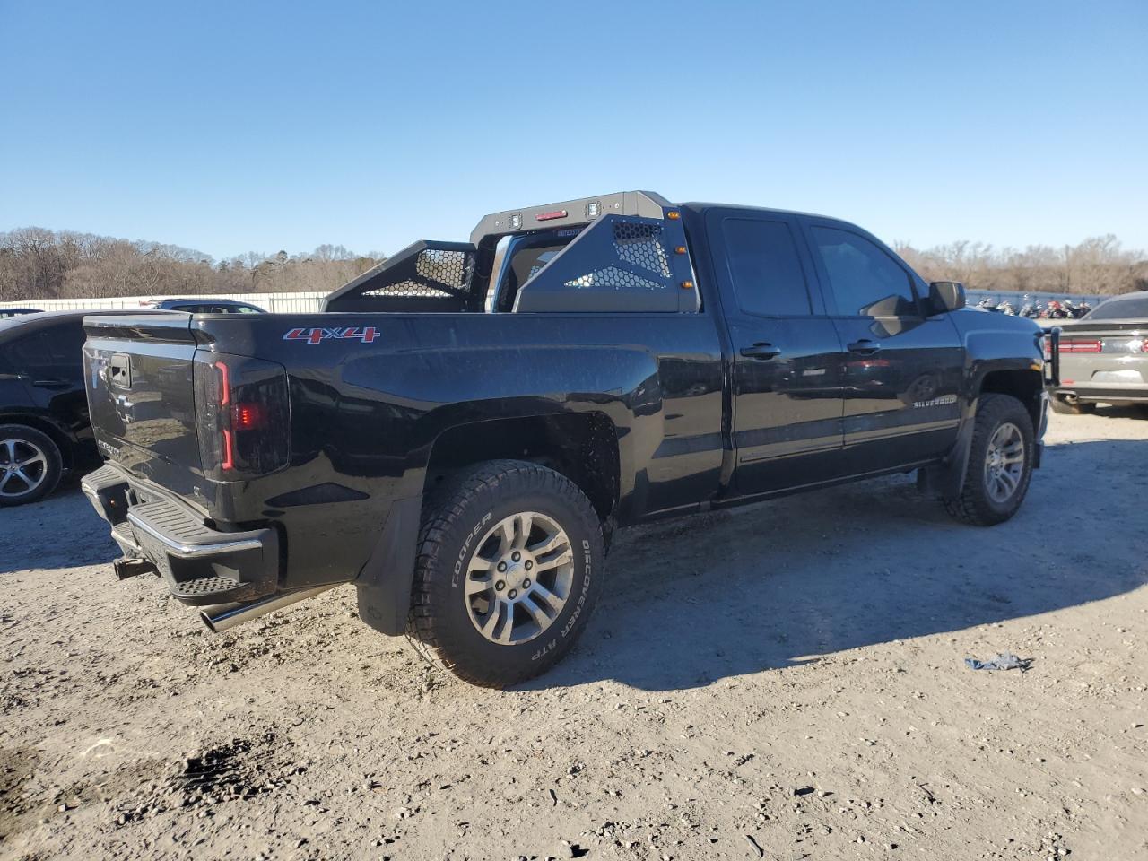 2016 CHEVROLET SILVERADO - Фото 3