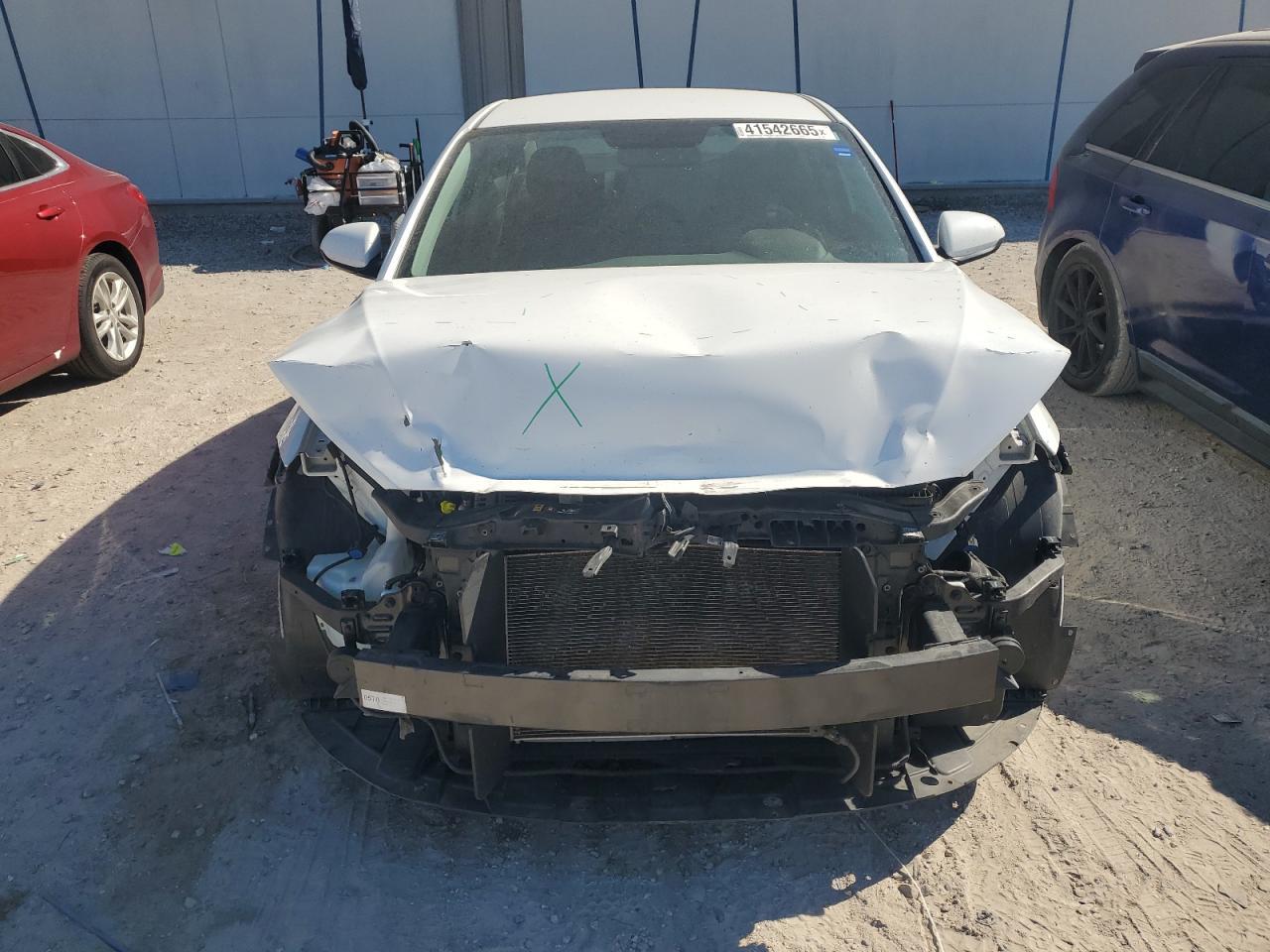2018 HYUNDAI ELANTRA SE - Фото 5