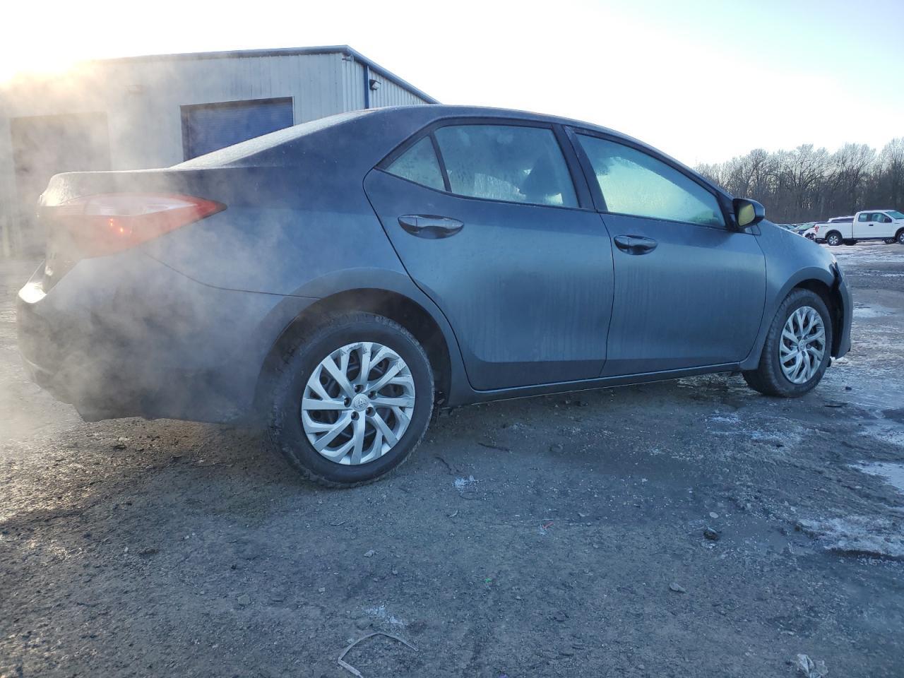 2019 TOYOTA COROLLA L - Image 3
