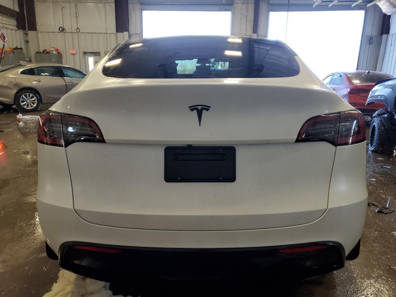 2023 TESLA MODEL Y - Фото 6