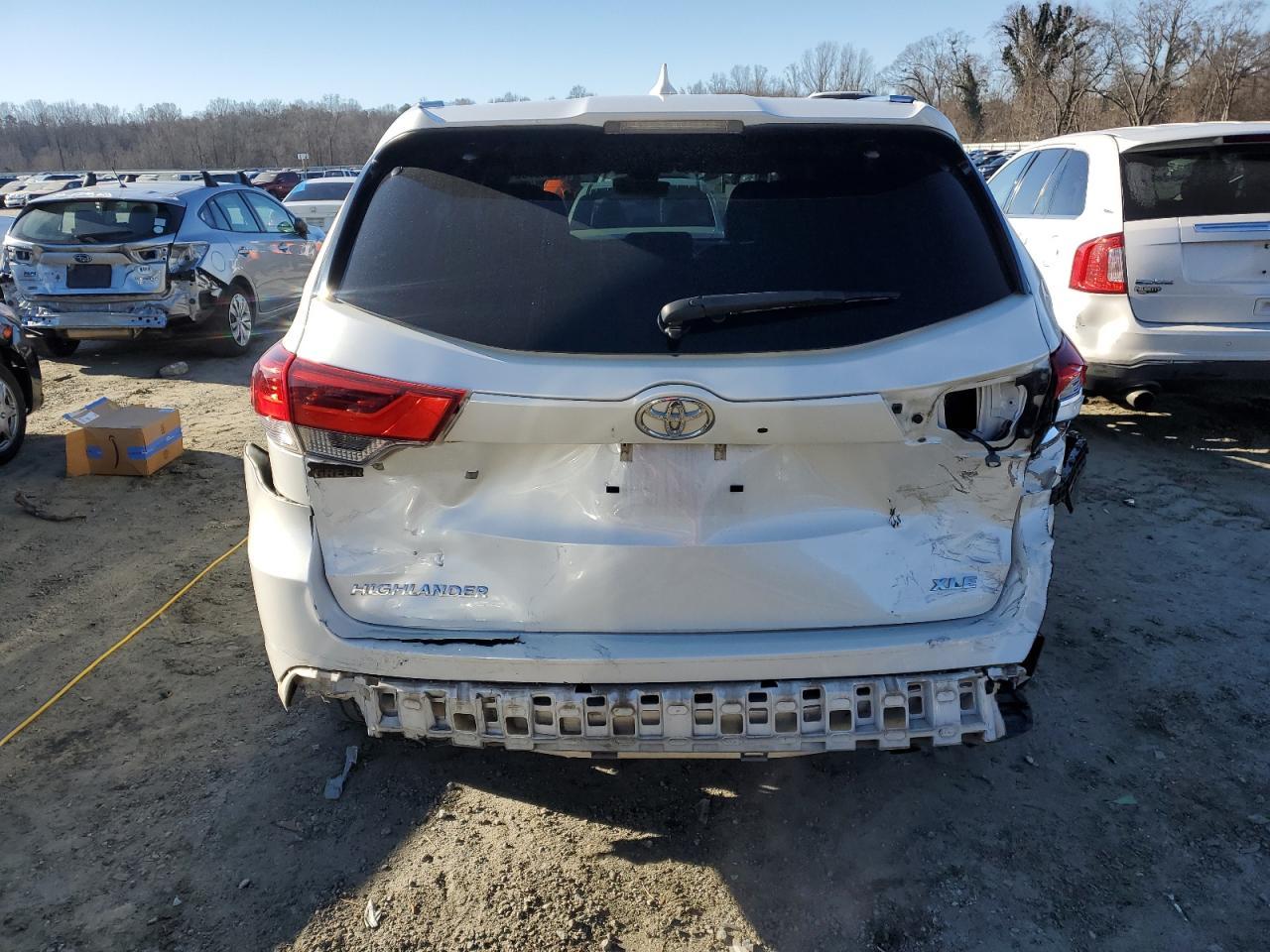 2018 TOYOTA HIGHLANDER - Image 6
