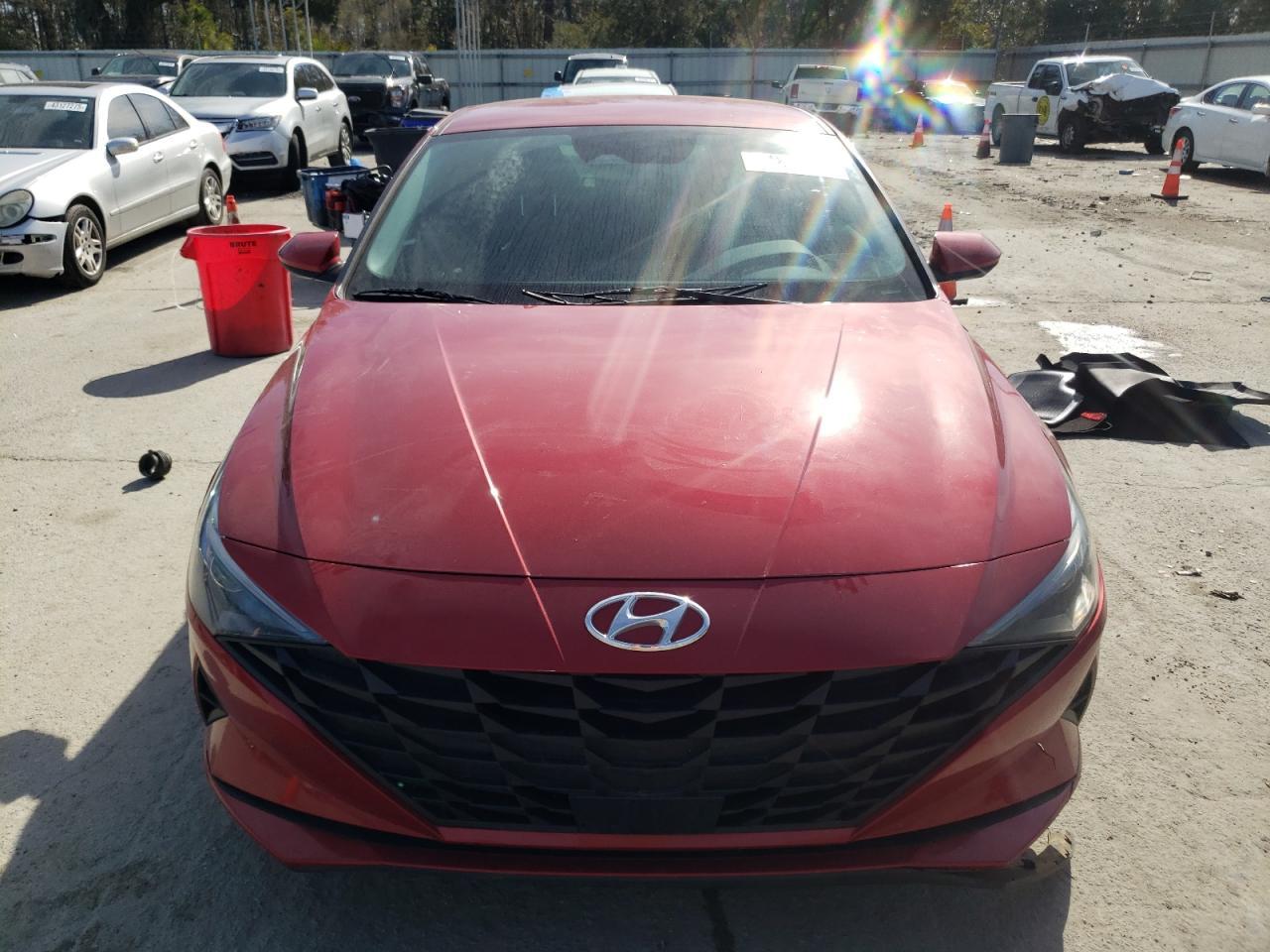 2022 HYUNDAI ELANTRA SE - Фото 5
