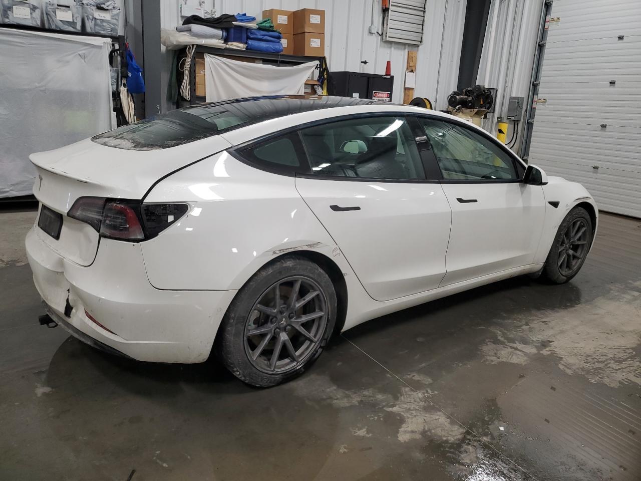 2021 TESLA MODEL 3 - Фото 3
