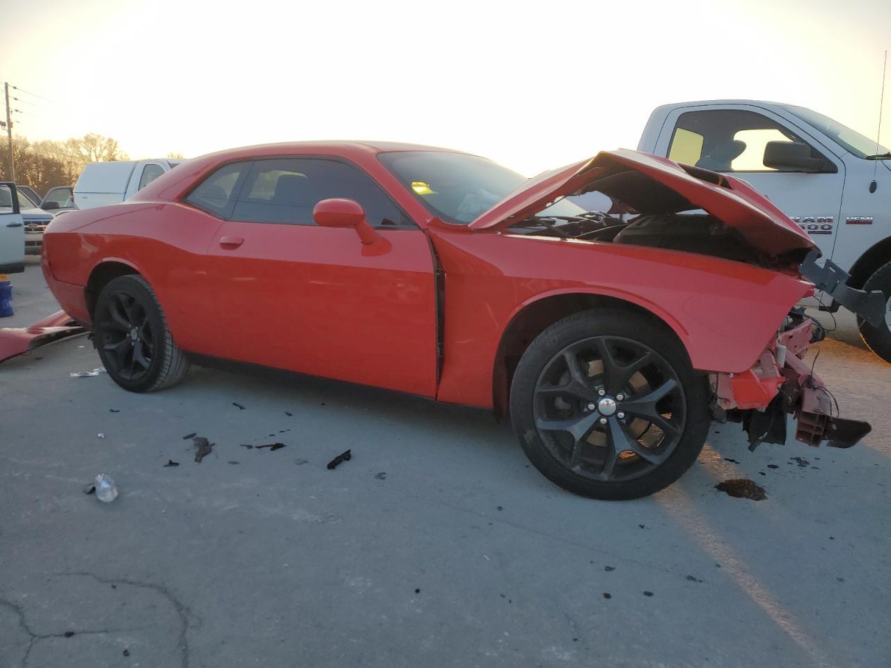 2016 DODGE CHALLENGER - Image 4