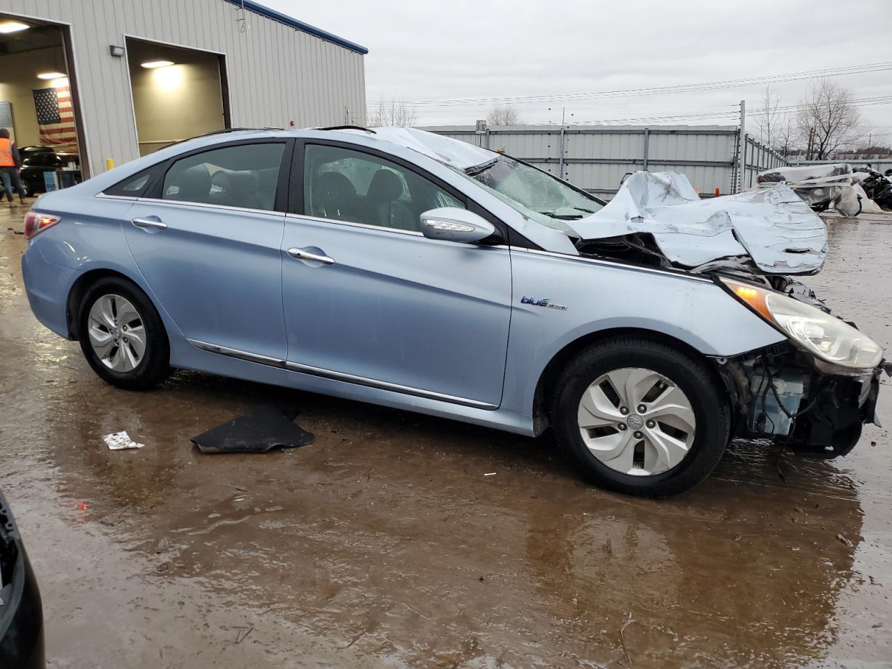 2013 HYUNDAI SONATA HYB - Фото 4