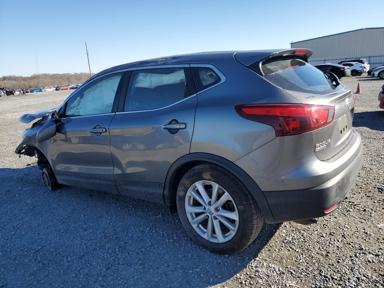 2017 NISSAN ROGUE SPOR - Фото 2